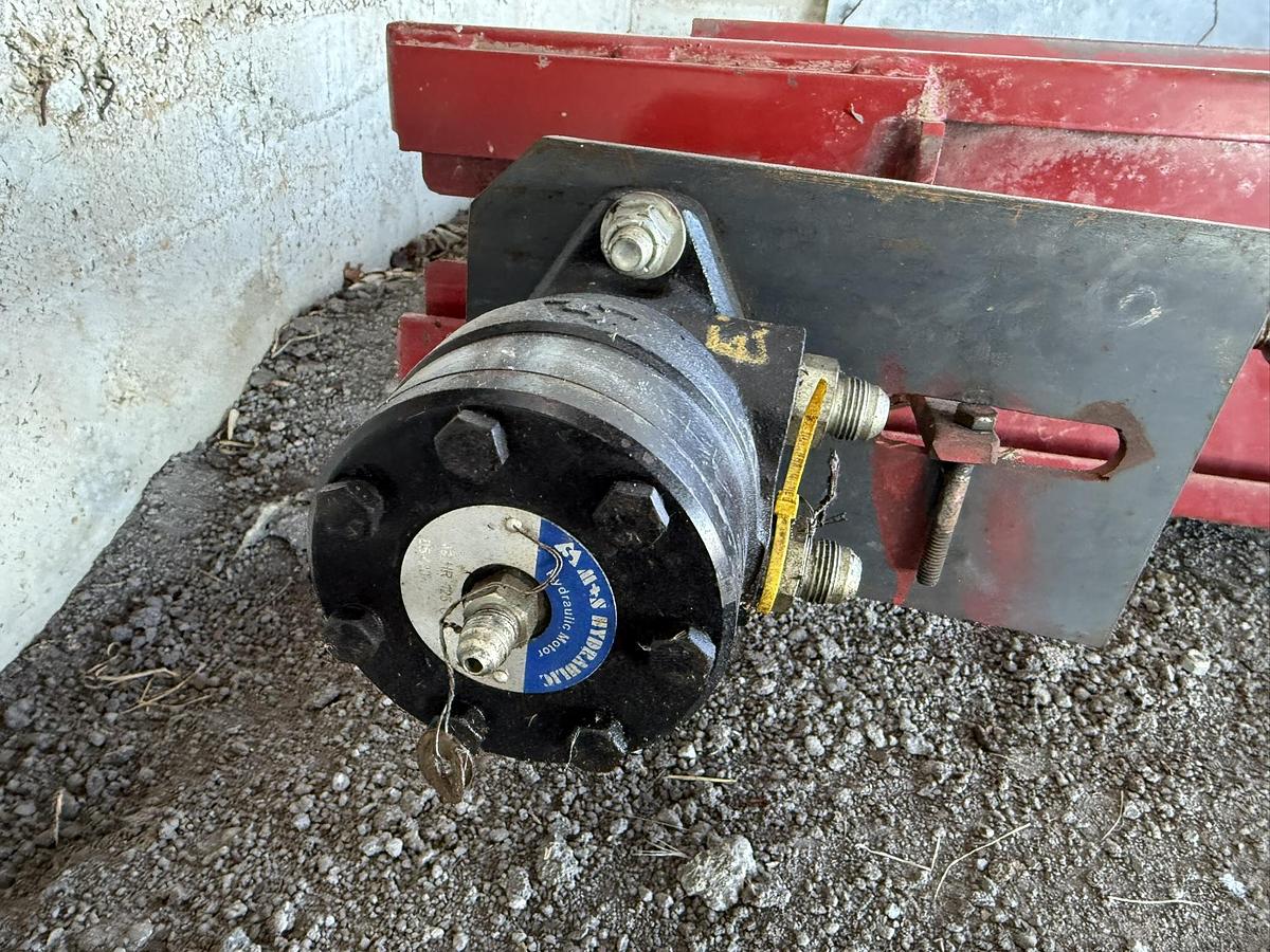 Used Belted Chain Elevator Coneyor 52" Wide 142" Long