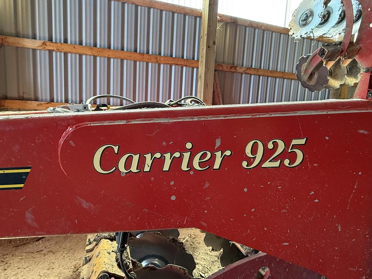 Used 2019 Vaderstad Carrier 925, 9M, New Disk, Steel Packer