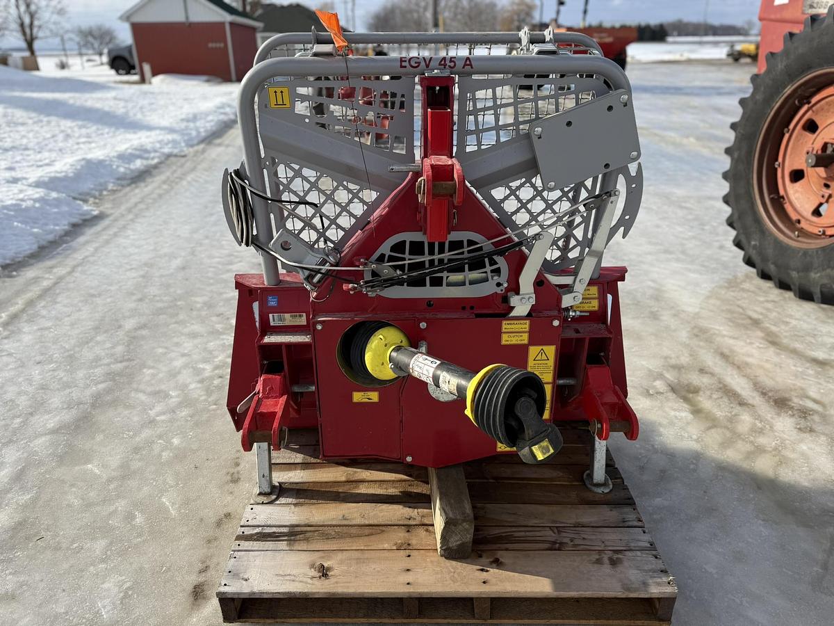 Used 2015 Tajfun EGV 45A PTO Winch Logging For Tractor