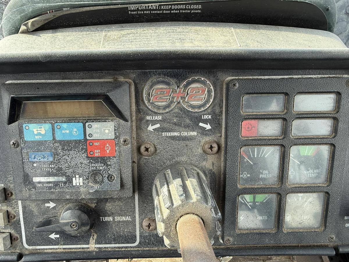 Used 1981 International Harvester 6388 2+2, Full Duals, 540/1000PTO, 3PTH, 1 Owner