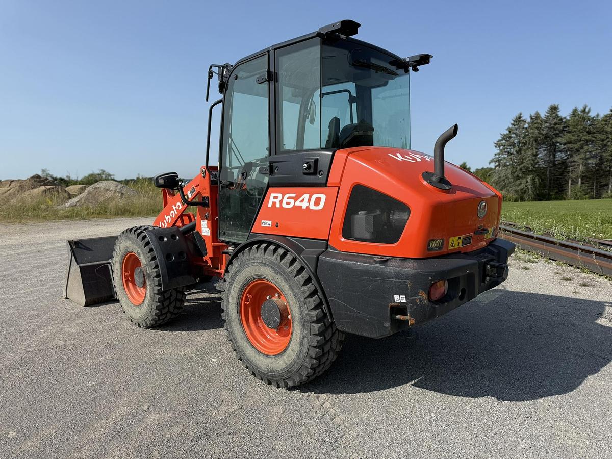 Used 2022 Kubota R640 Wheel Loader, Cab, Hyd. Bucket, 500 Hours