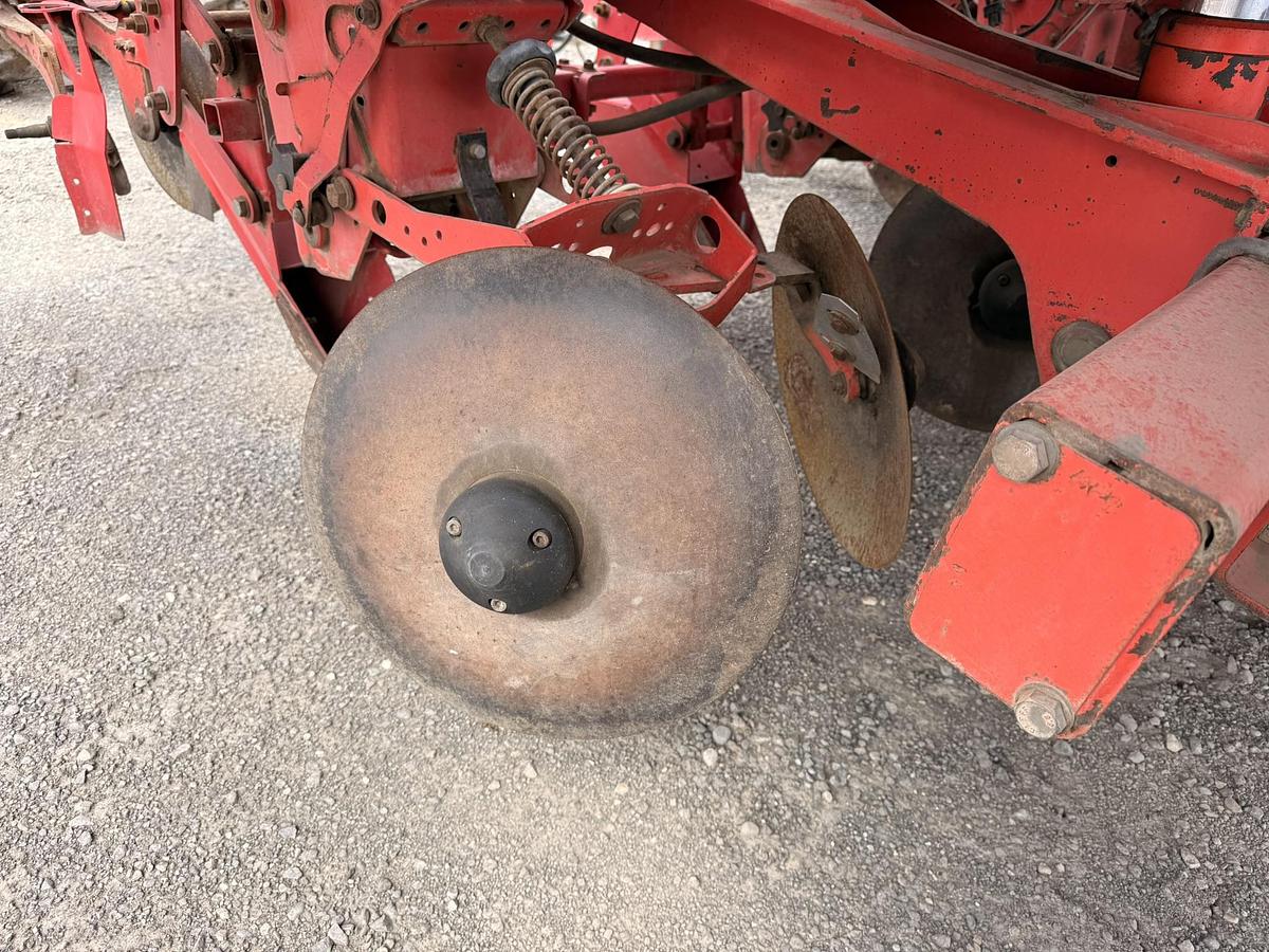 Used 2002 Grimme GL36Z 6 Row Cup Planter