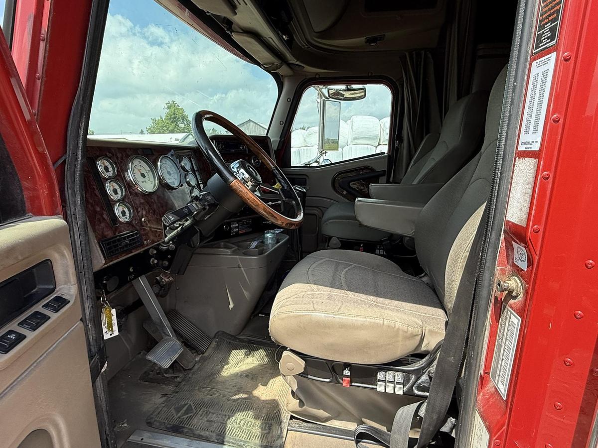 Used 2005 International 9200i