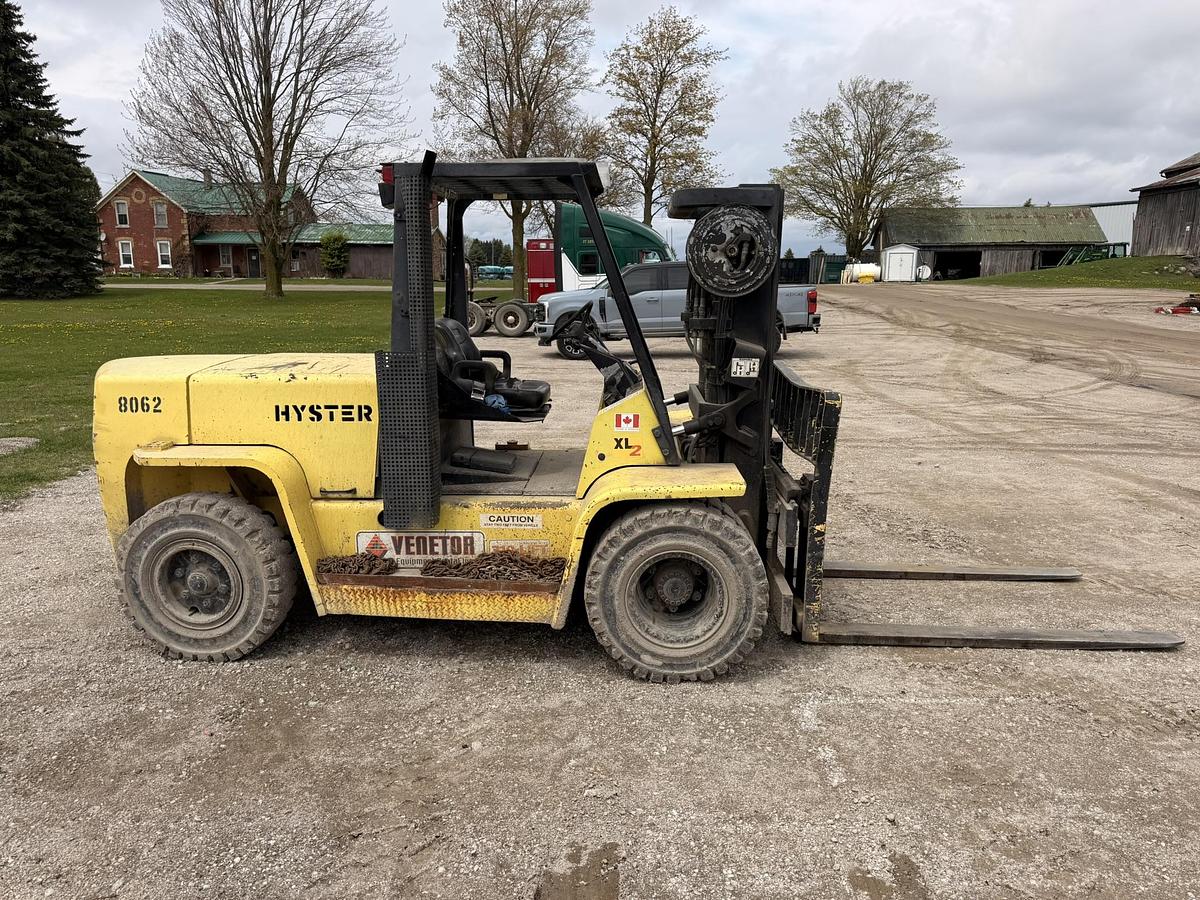 Used 2001 Hyster HX155XL2, 3 Stage, 12,000 Lbs Fork Lift