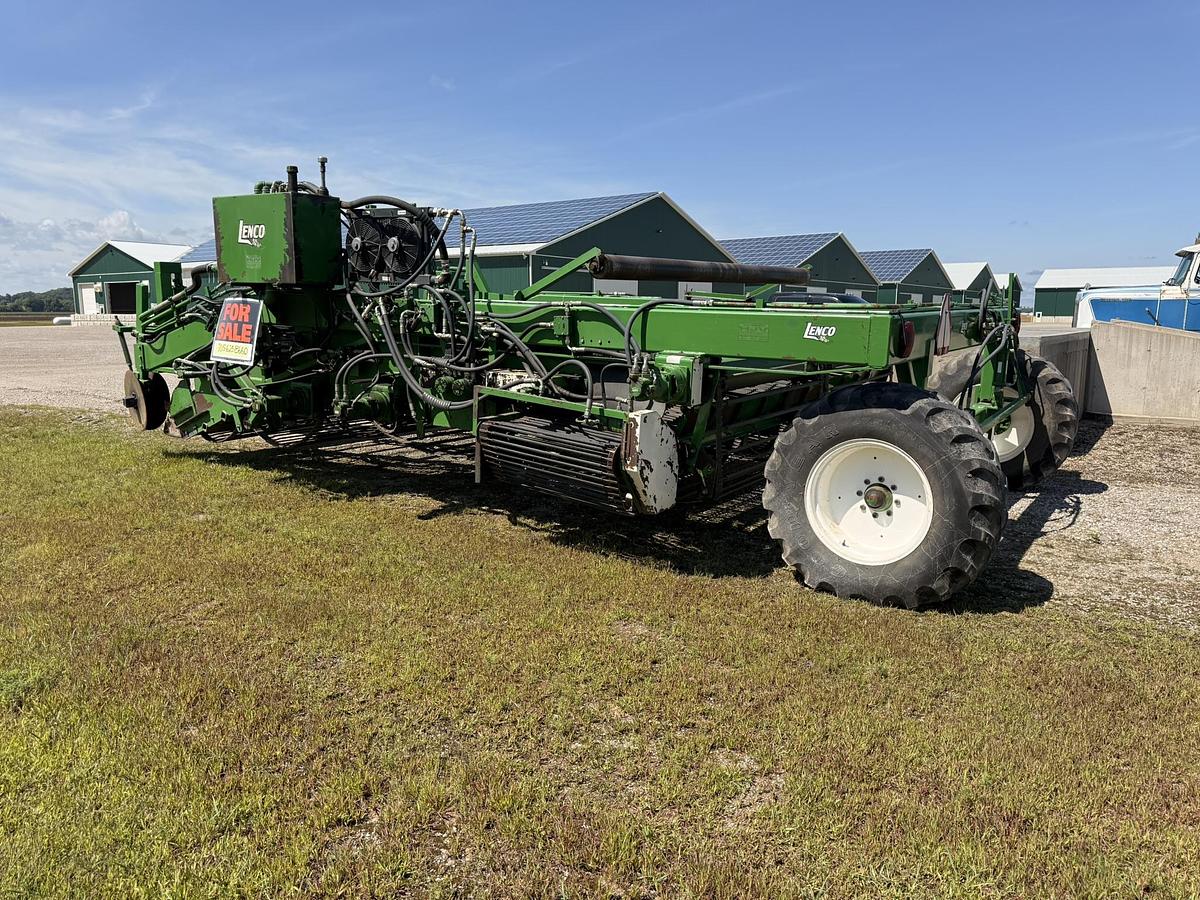Used 2006 Lenco 4 Row Fully Hydraulic Windrower