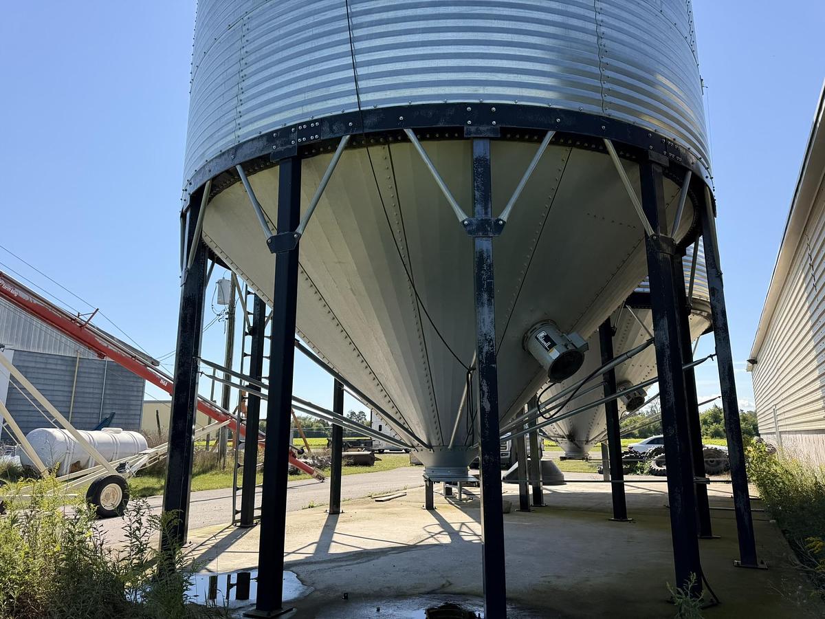 Used Westeel 100 Ton Grain Bin Hopper Bottom