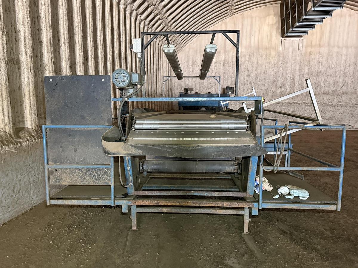 Used Alliston Machinery Grading Table