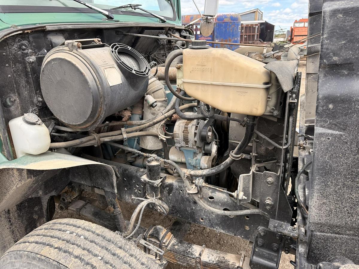 Used 1998 International Navistar 4700 Single Axle Cab and Chassis