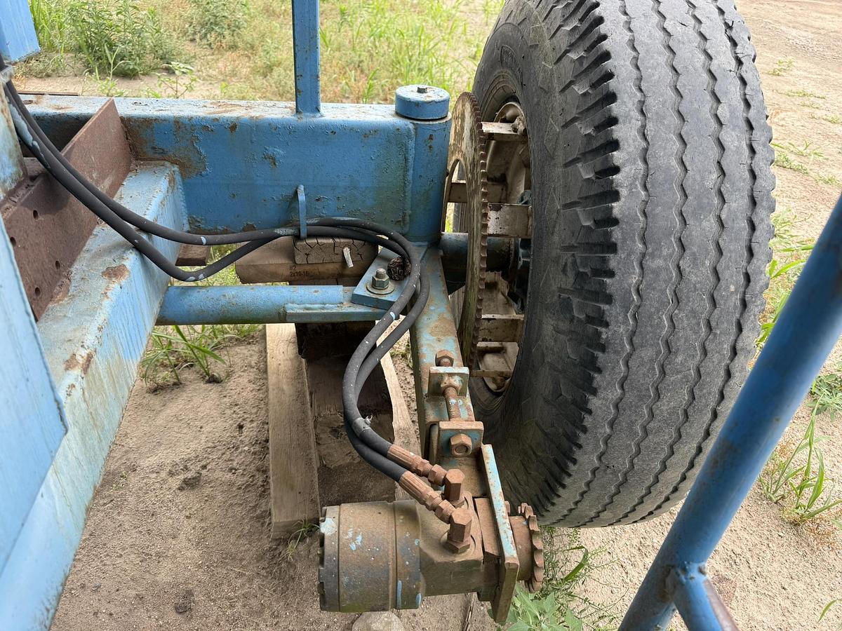 Used Alliston Machinery Bin Piler, 50' Telescopic Boom, 48" grading table, 2 Booms