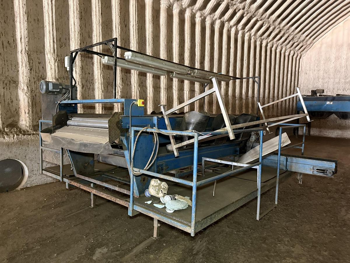 Used Alliston Machinery Grading Table