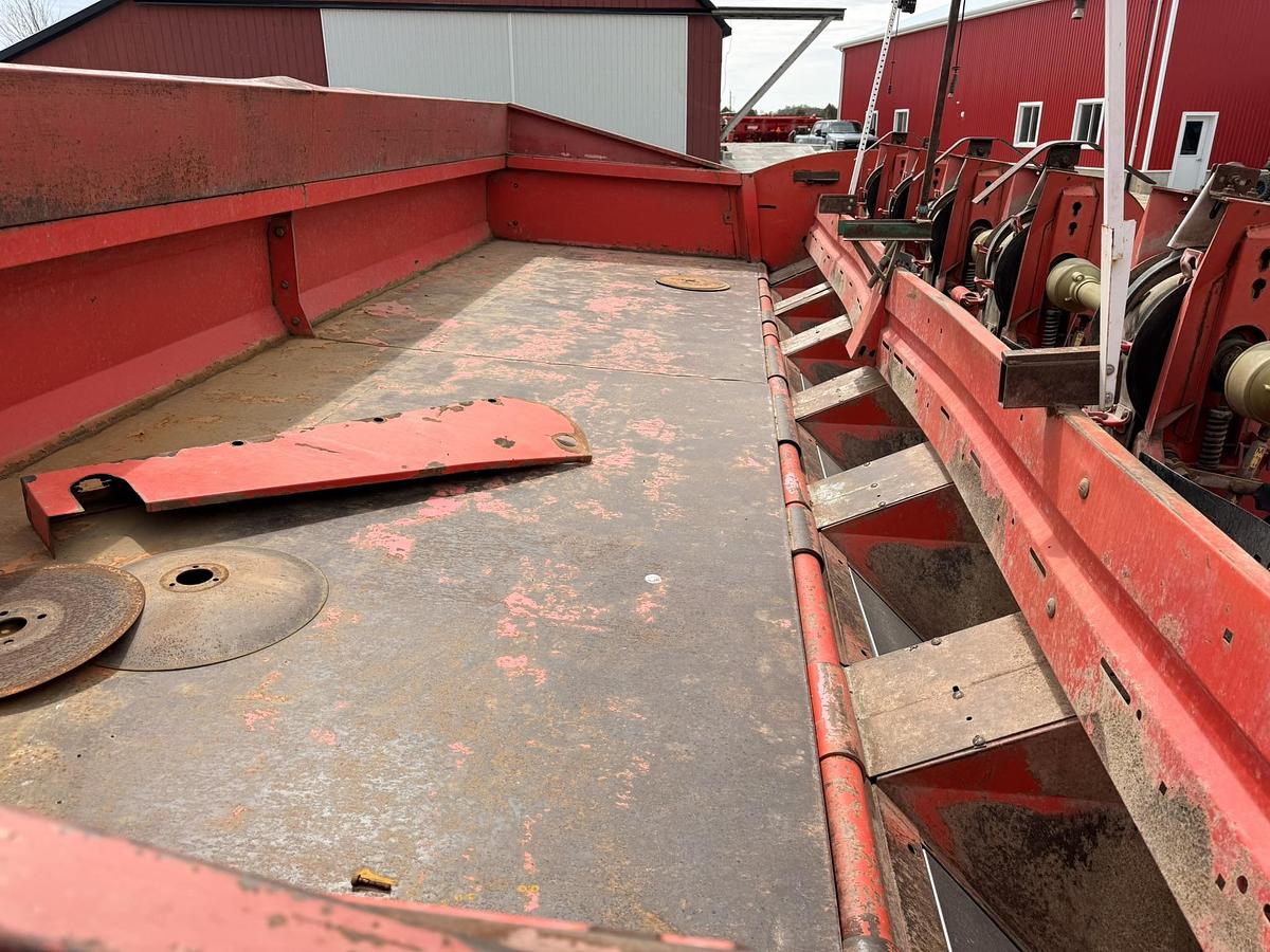 Used 2002 Grimme GL36Z 6 Row Cup Planter