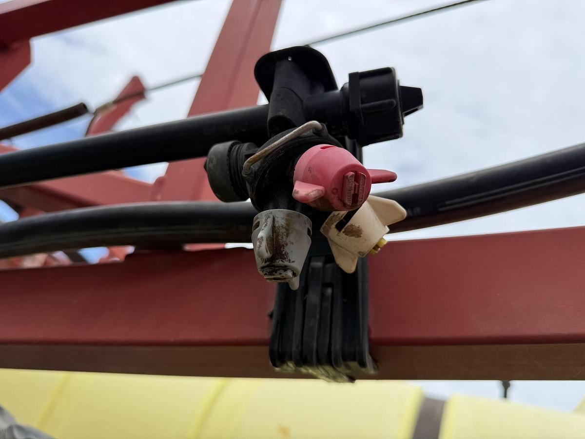 Used Hardi NAV550M Pull-Type Sprayer, 60', 550 Gallon, Eductor, Rise Tank