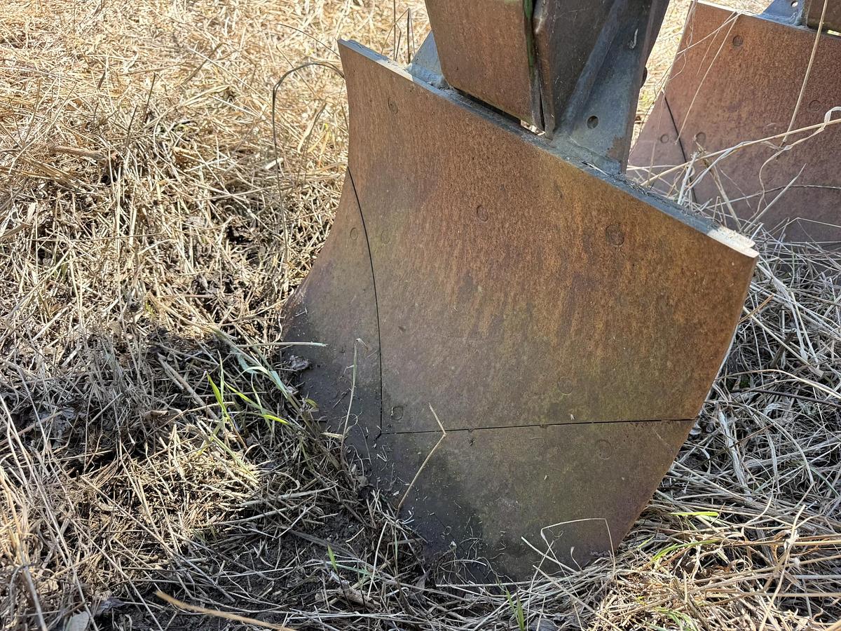 Used John Deere 995 5 Furrow Plow