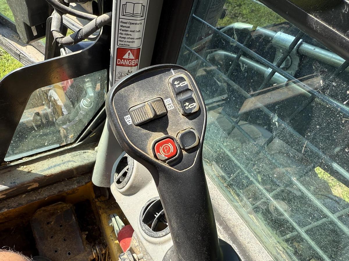 Used 2020 New Holland L320