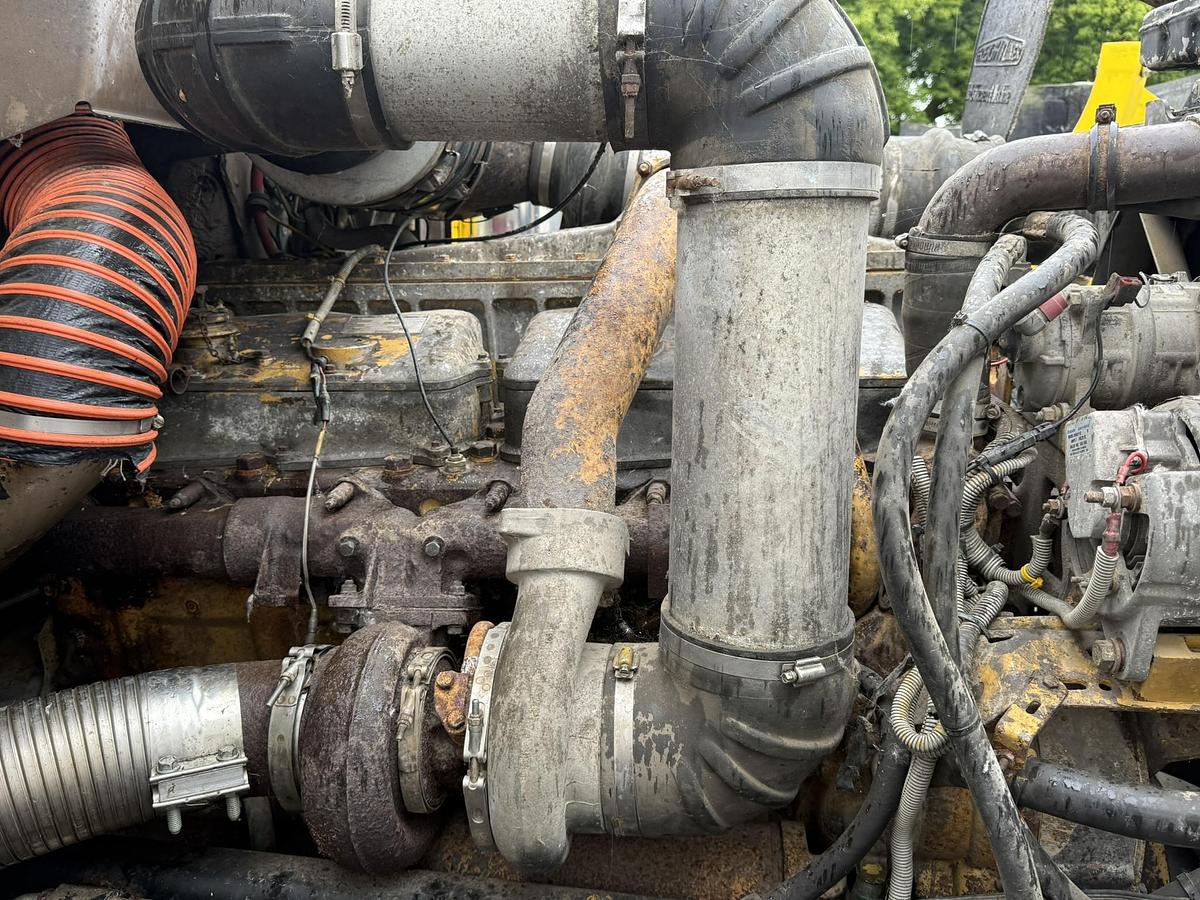 Used Freightliner Cat 350, 8LL Alliston Machinery Box