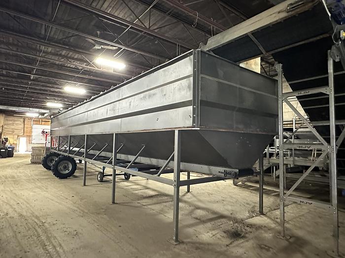 Used 2022 Alliston Machinery 1,000 CWT Hopper