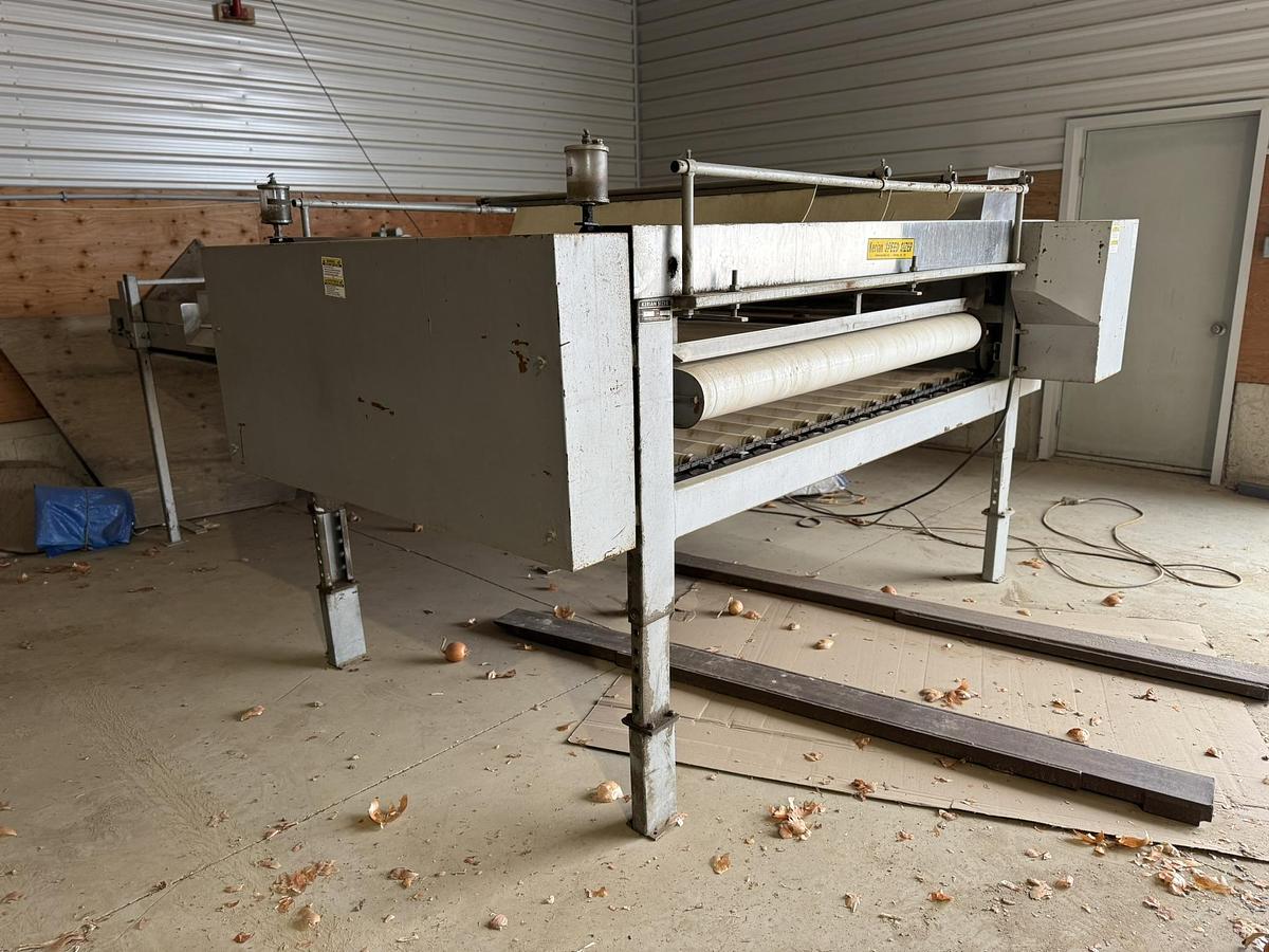 Used Kerian L50 50" Sizer with 5 Lane Table