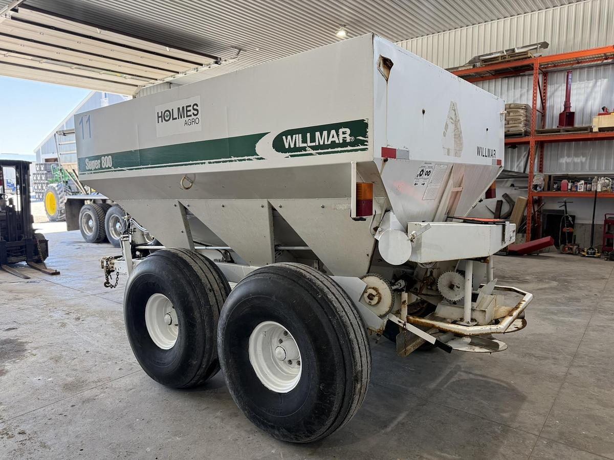 Used Willmar Super 800