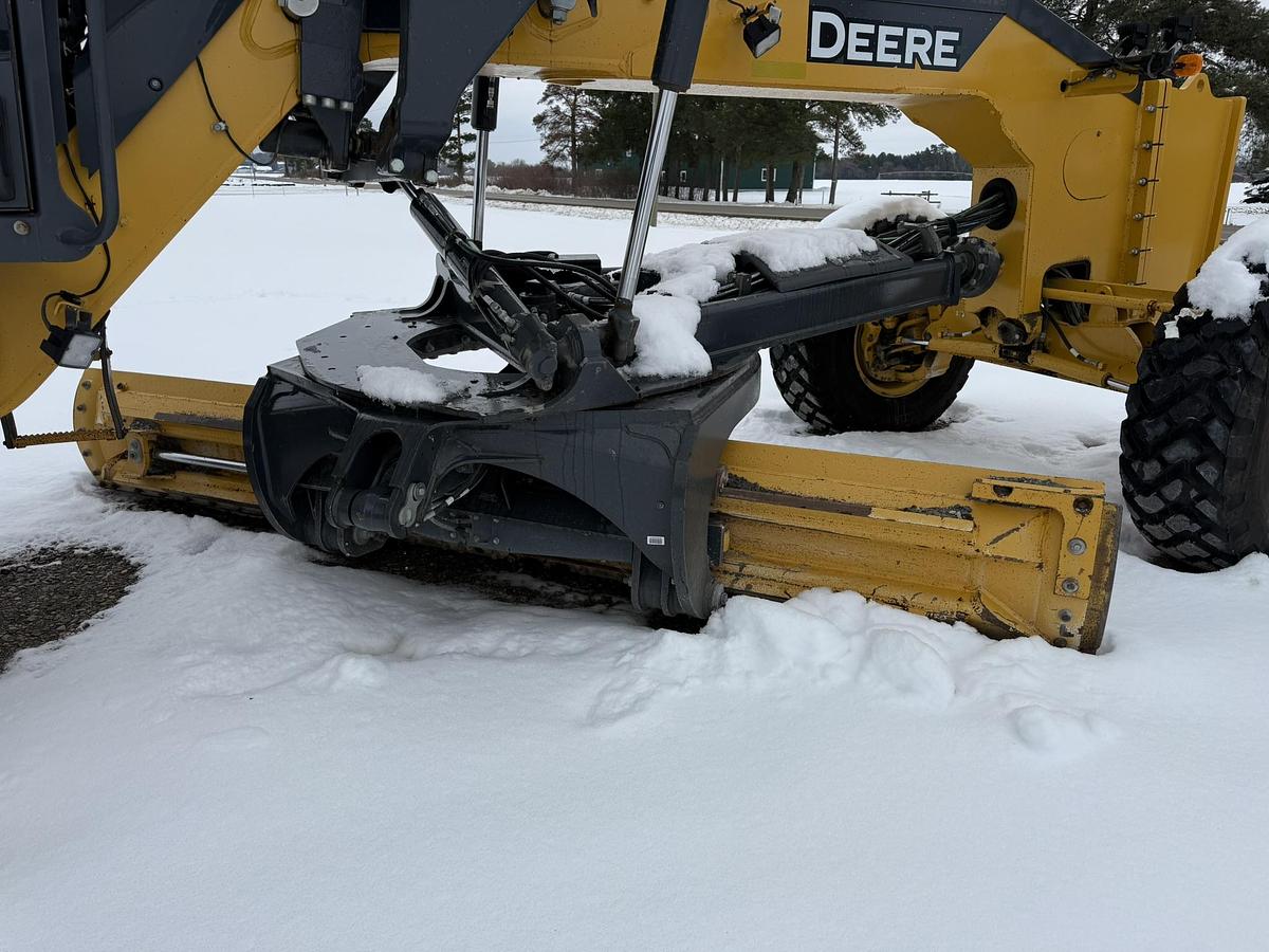 Used 2020 Deere 772GP Motor Grader