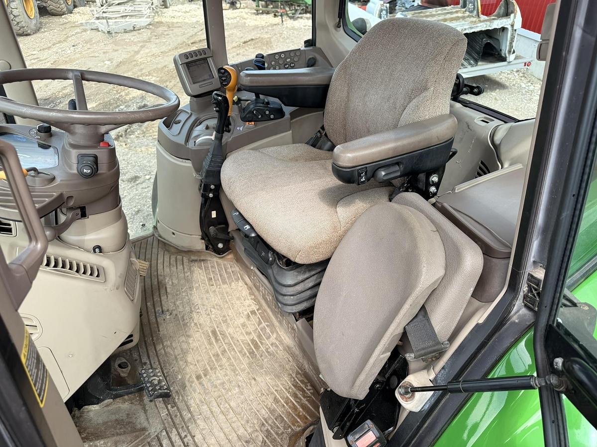 Used 2008 John Deere 7130