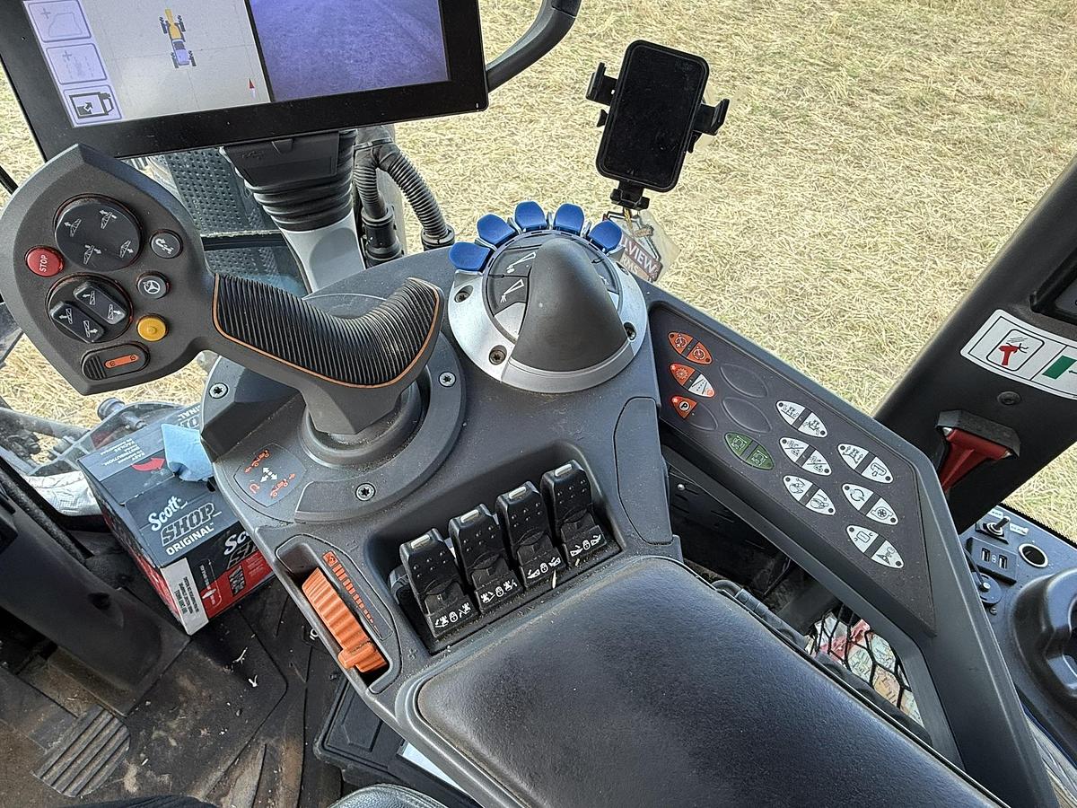 Used Agco 1100C, Amazone Zg-TS 100001 Speader