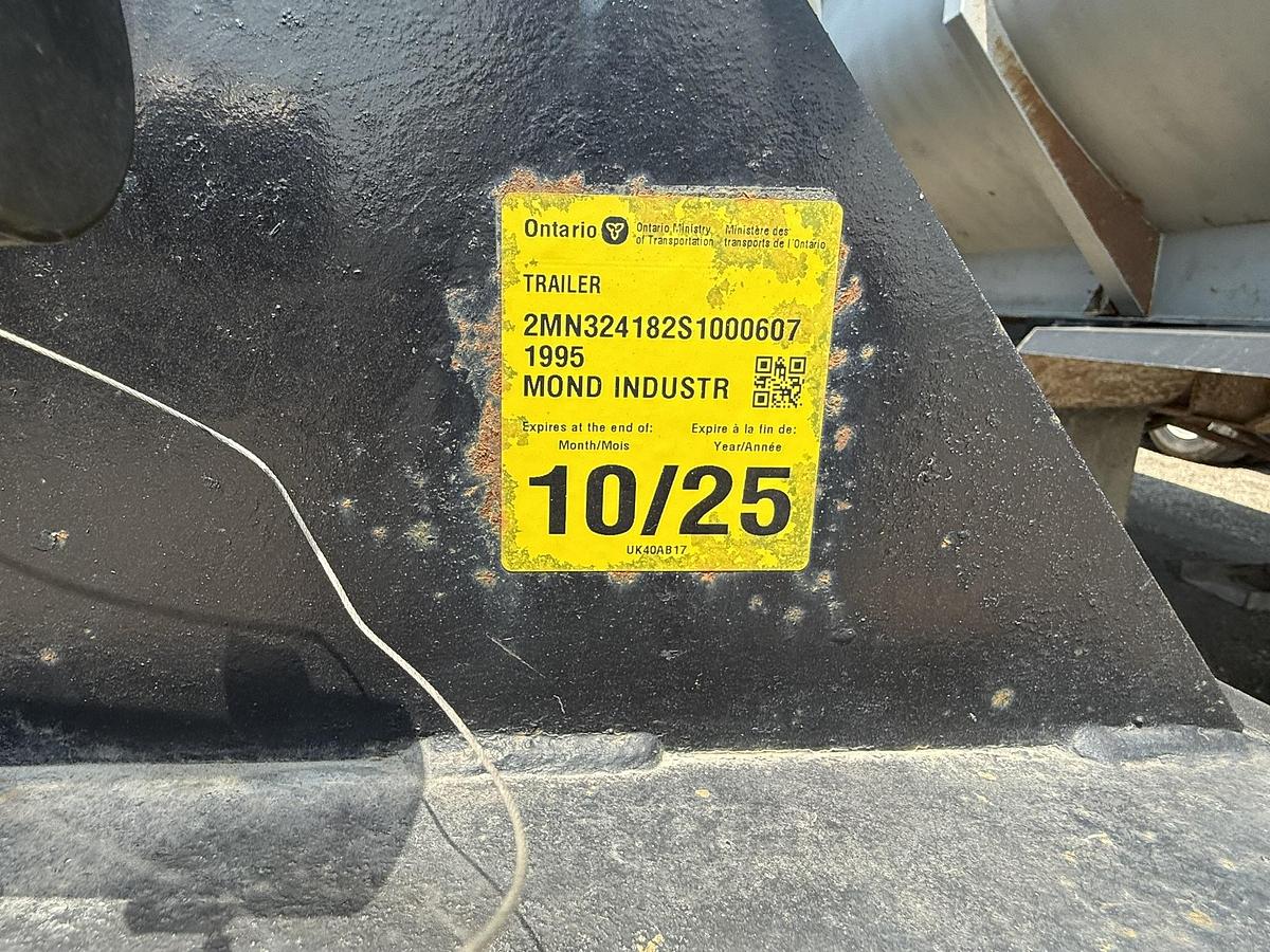 Used Alliston Machinery 40' Live Bottom Produce Trailer