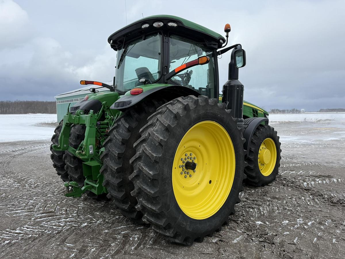 Used John Deere 8245R