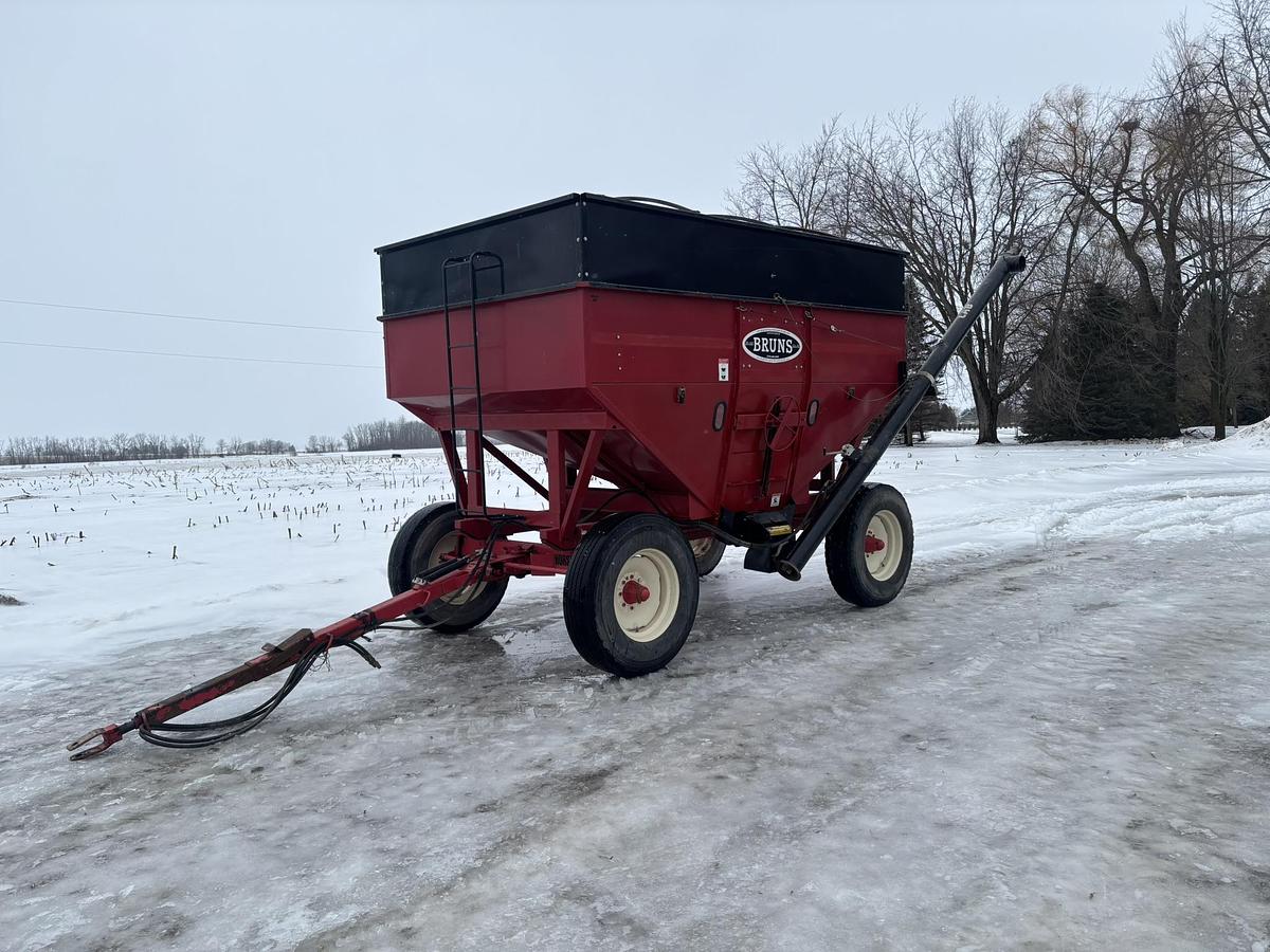 Used Bruns 400 Bushel Gravity Wagon With 14' Auger