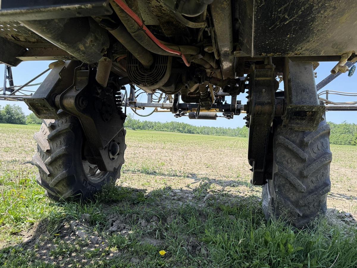 Used 2004 Spra-Coupe 4440