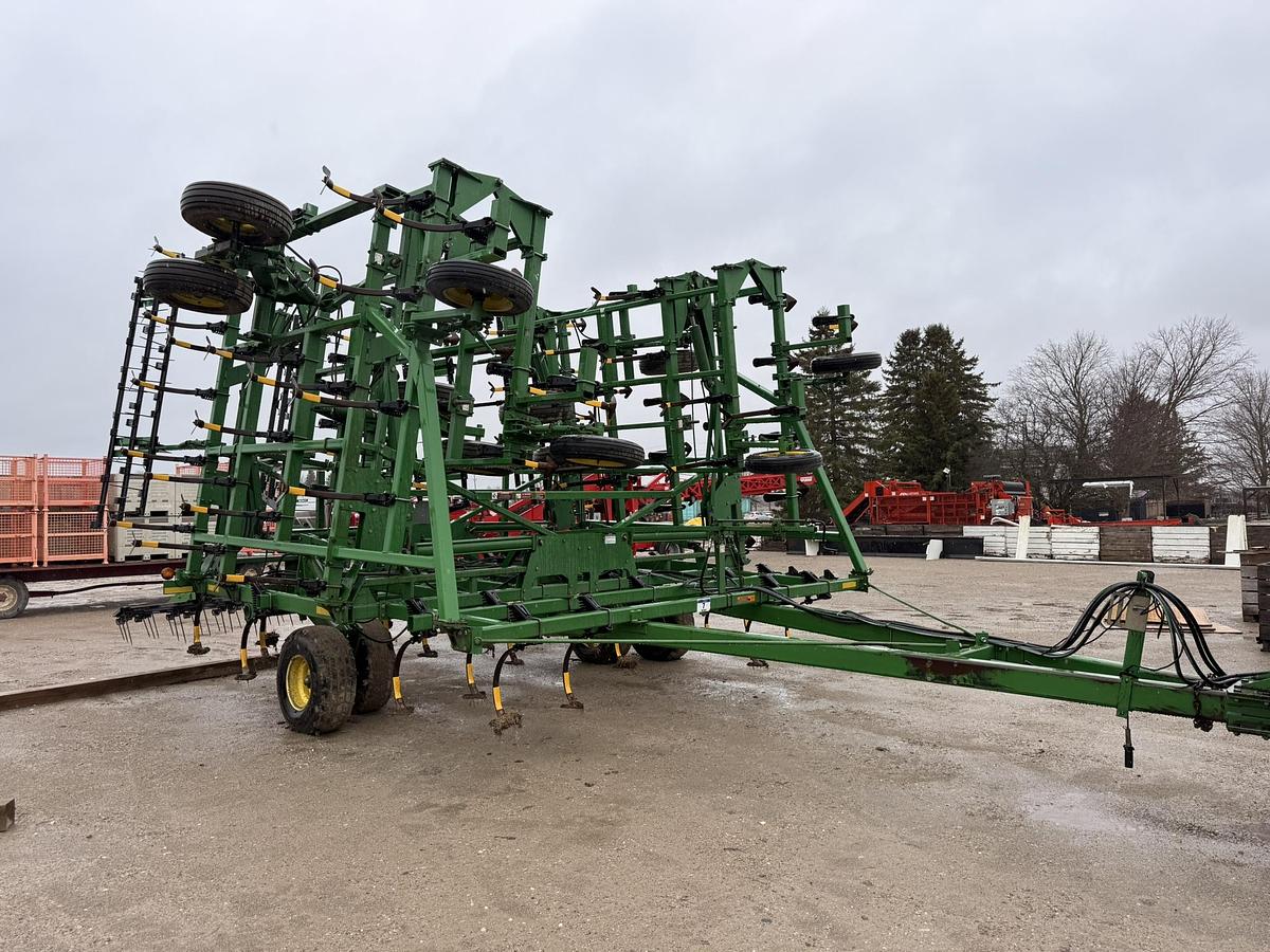 Used John Deere 985 49'5" 5 Section Cultivator