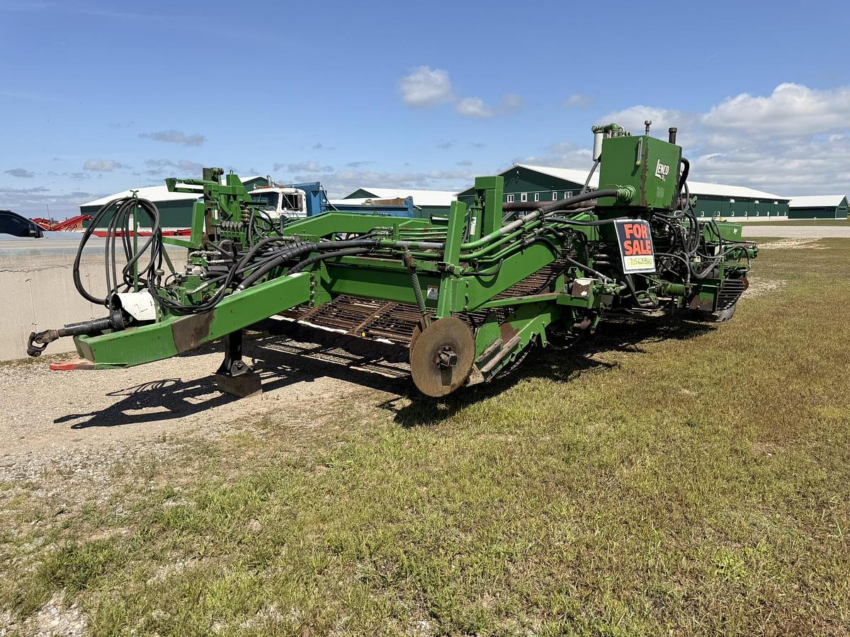 Used 2006 Lenco 4 Row Fully Hydraulic Windrower