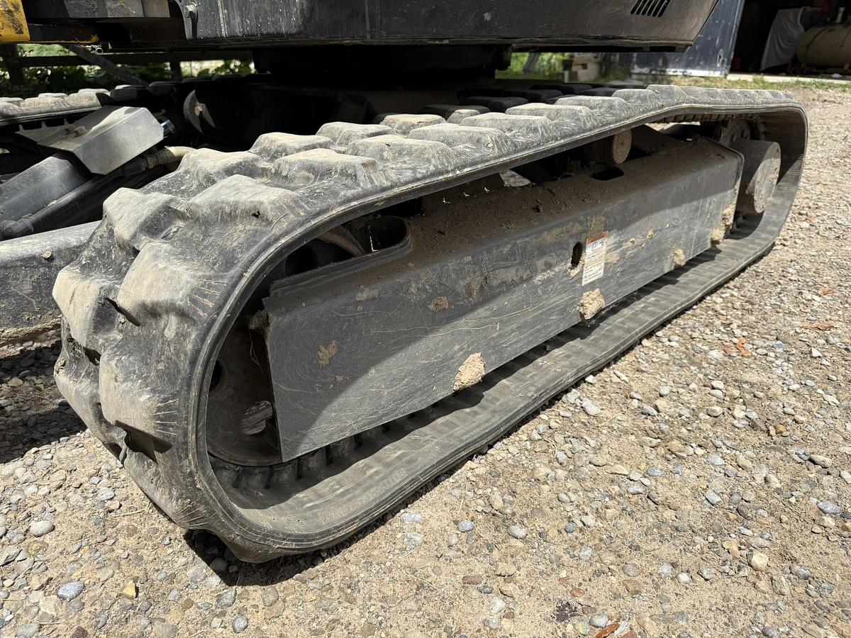 Used Kobelco SK30SR-3 Mini Excavator, Cab, Hydaulic Thumb