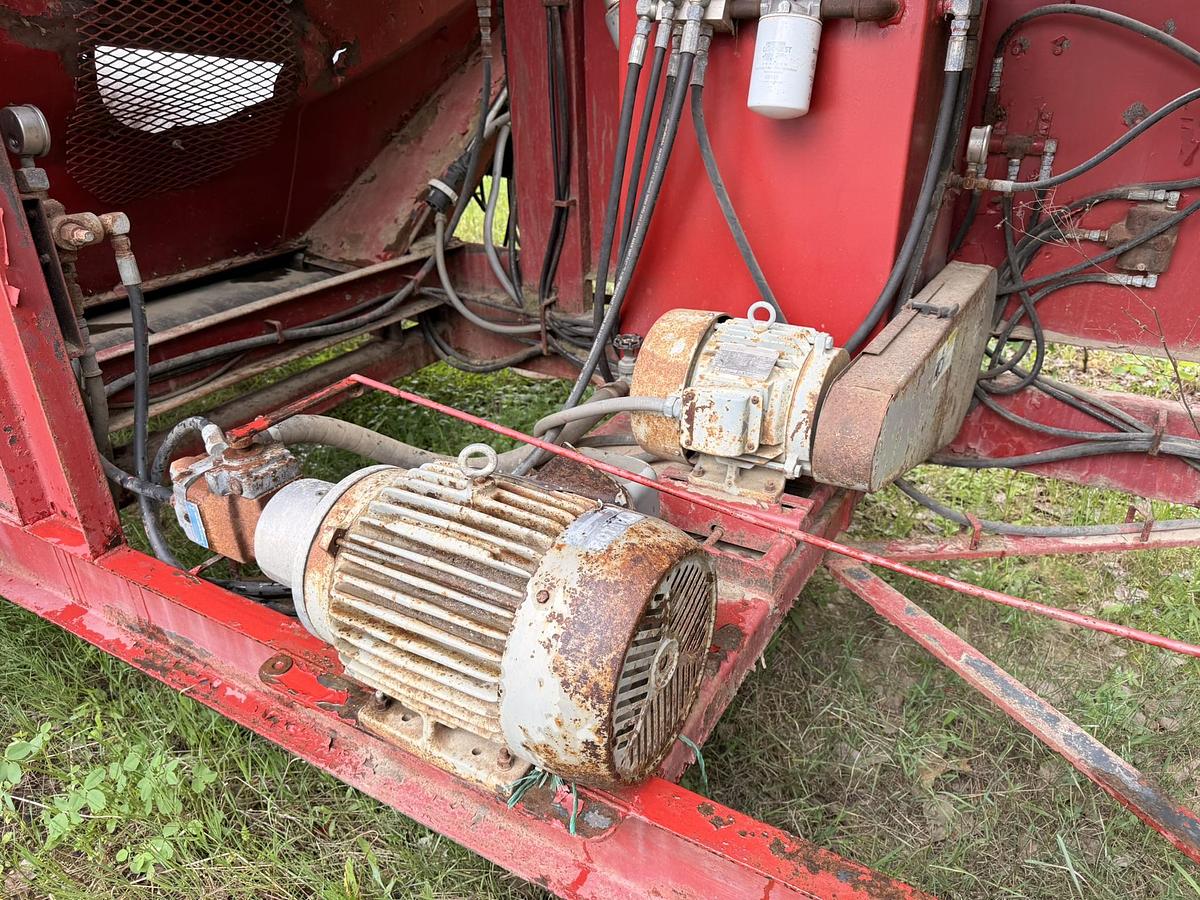Used Spudnik 600 CWT Even Flow