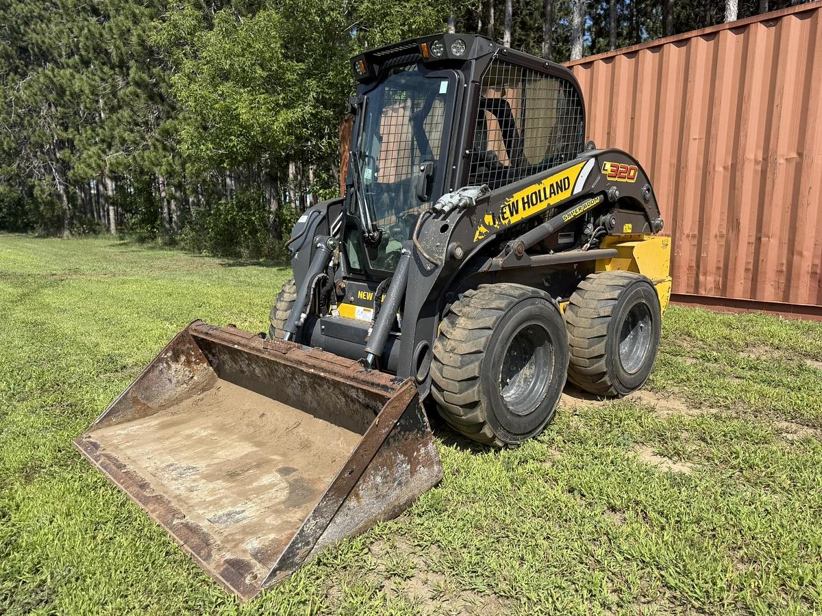 Used 2020 New Holland L320