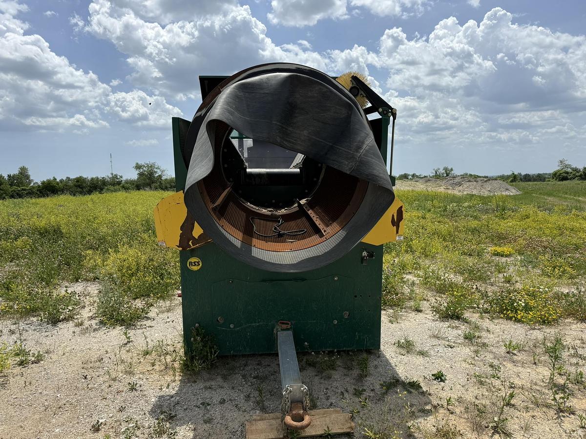 Used 2022 Revolver RT508 Portable Trommel Screener, Cat Diesel, 150 Hours 1/2" Screen