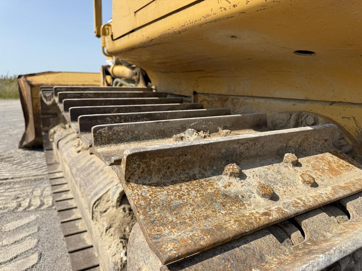 Used 2005 Caterpillar D5G XL