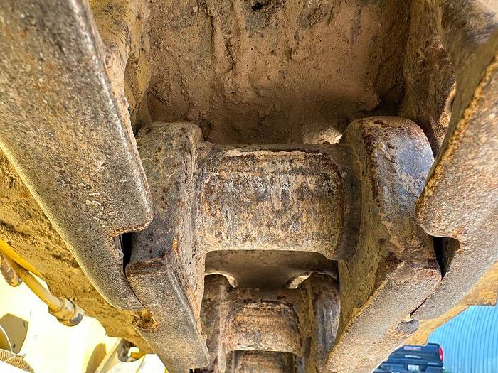 Used Sold  · 1993 Caterpillar d5h high track dozer 6 way blade