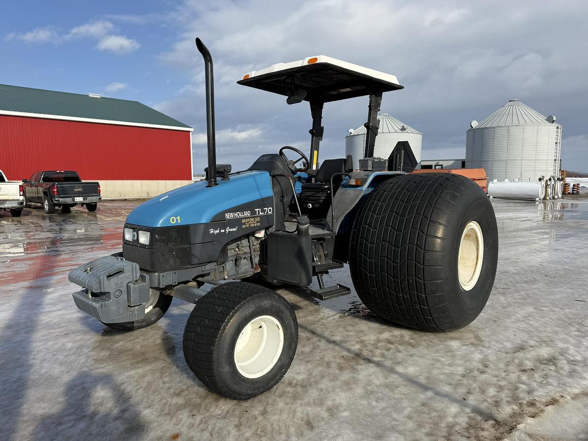 Used 1999 New Holland TL70, Turf and Ag Tires, Raven Guidance and Light Bar