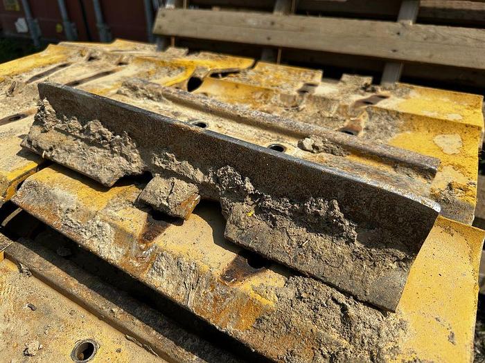 Used Like New 16" Track Pads From Deere 450J