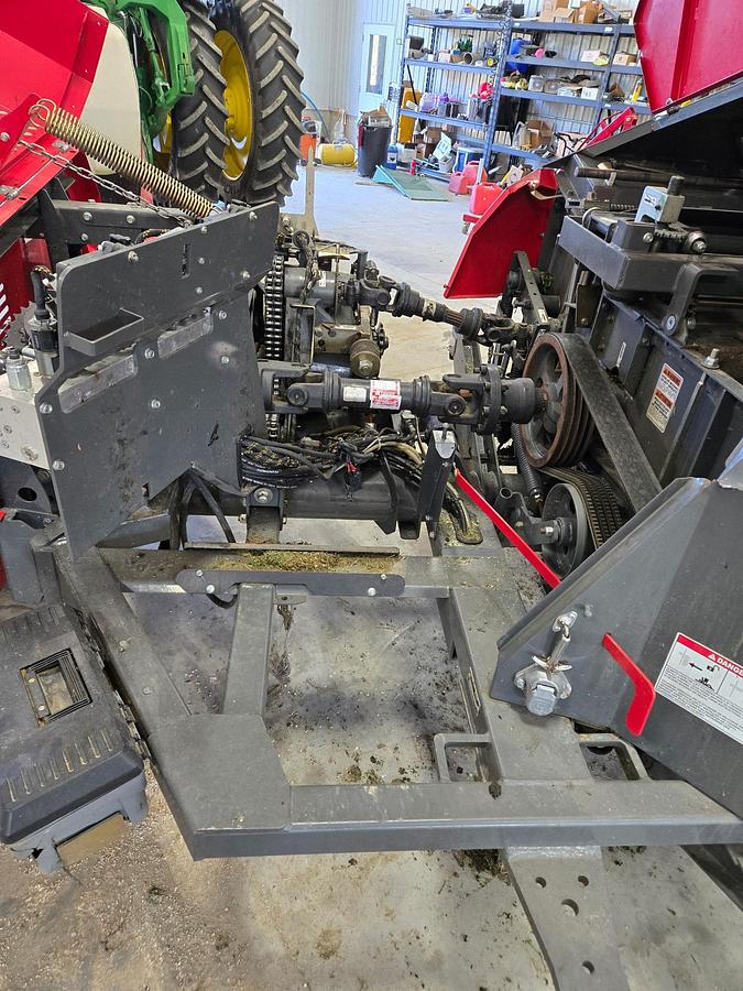 Used 2019 Dion Scorpion 300, 9ft Hay Head, 4 Row Corn Head, Processor