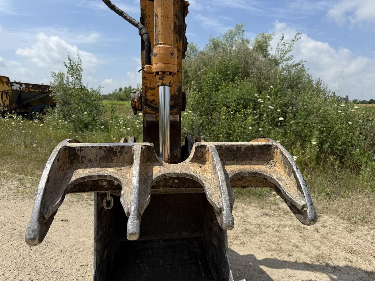 Used 2005 Case 210, C