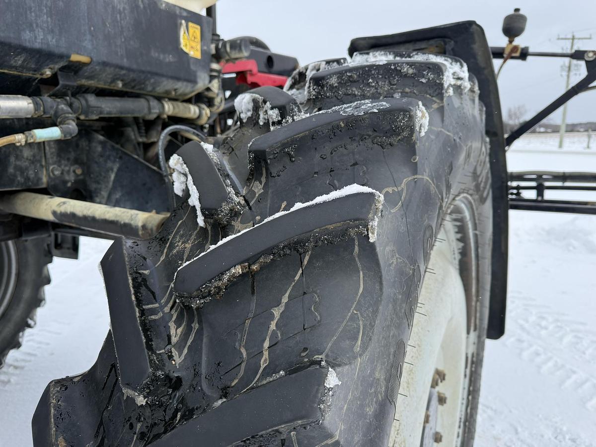 Used 2012 Spra-Coupe 7660, 90' Boom, 4WD, 720L Tank, Viper Pro, GPS