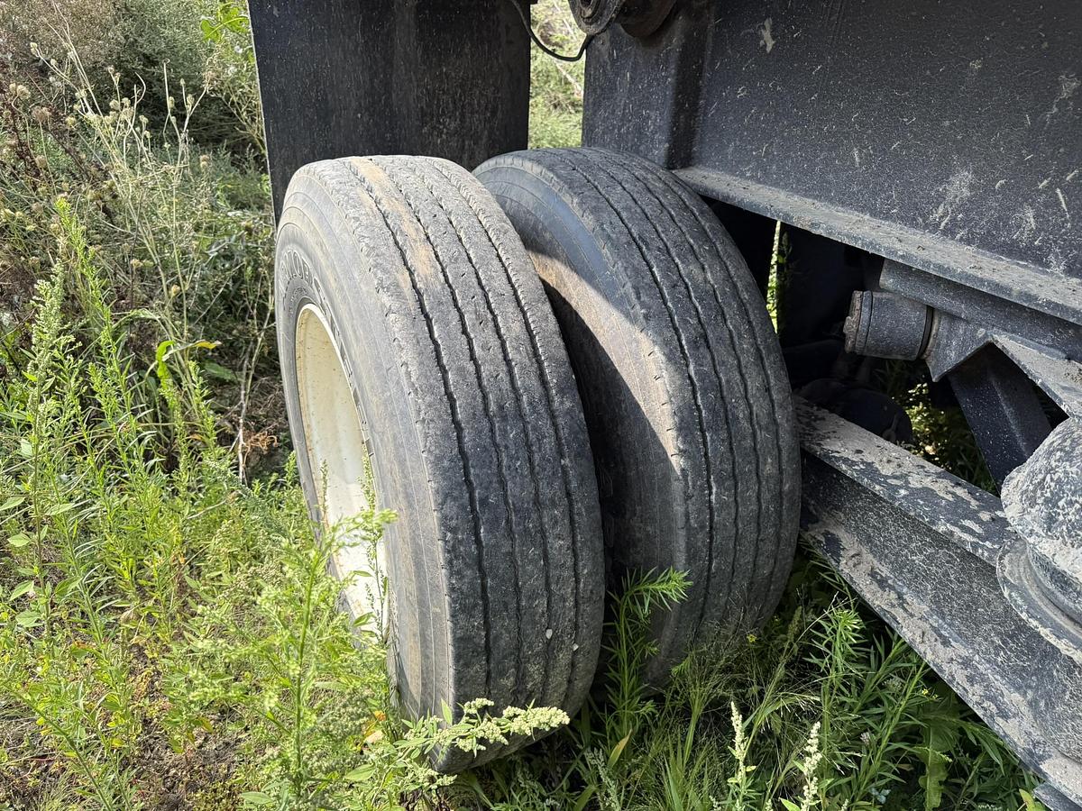 Used 1986 Cobra 40' End Dump Trailer, Electric Tarp, Hyd. Endgate