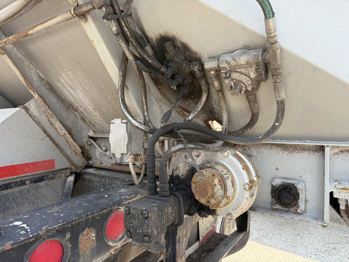 Used Alliston Machinery 24' Bulk Box With Tandem Axle Undercarriage