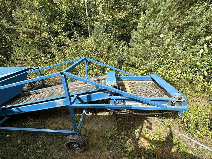 Used Alliston Machinery 150 CWt Hopper With Dirt Eliminator