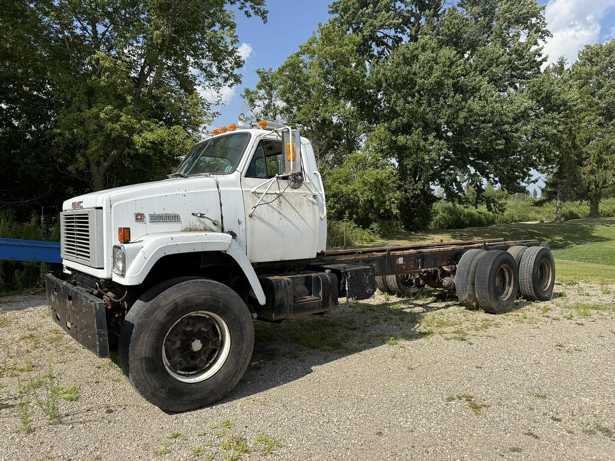 Used 1985 GMC Brigadier Cab and Chassis, 290 Cummins