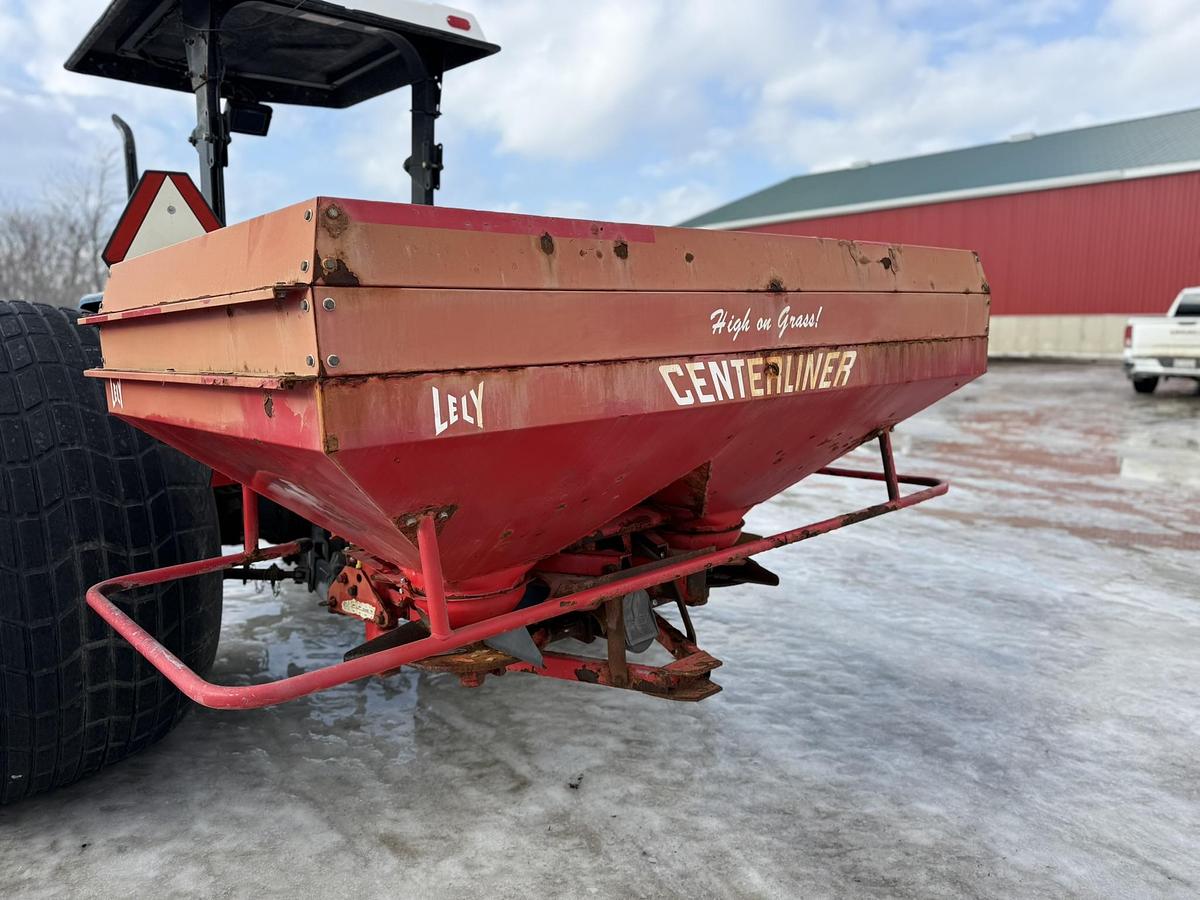 Used Lely Centerliner 3 PTH Spreader