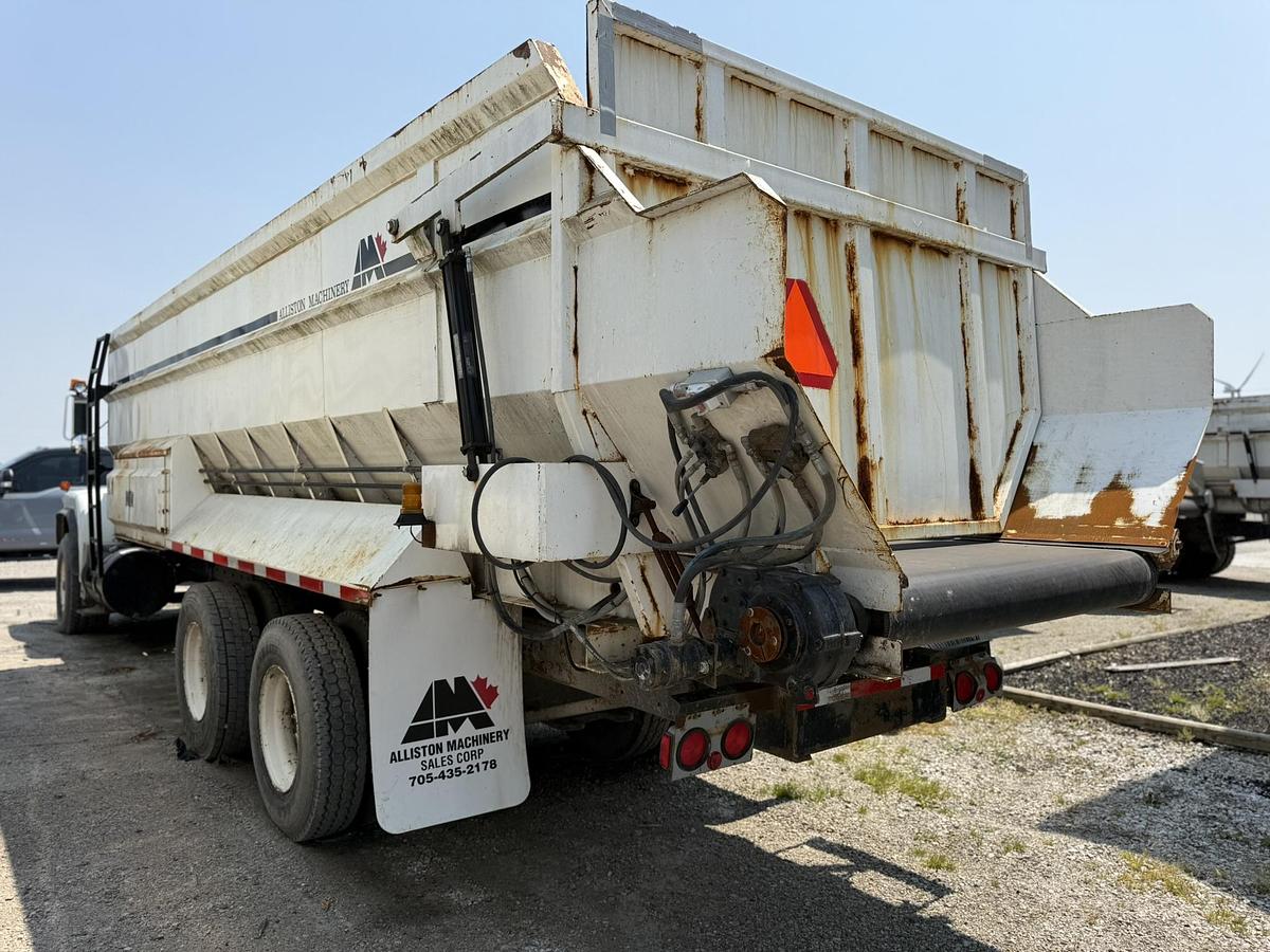 Used 1997 Mack Potato Bulk Box On Mack Truck