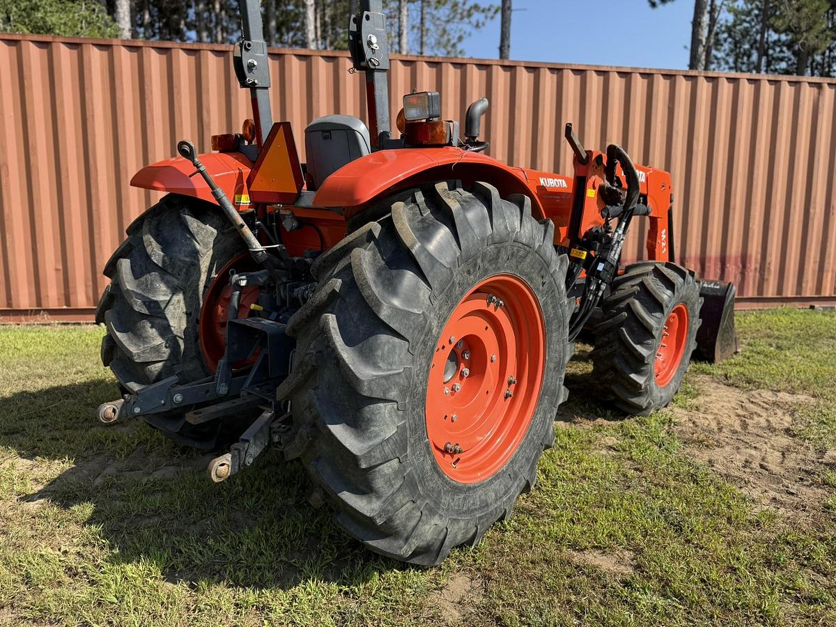 Used 2018 Kubota M7060 Rops, 4WD, Loader Tractor