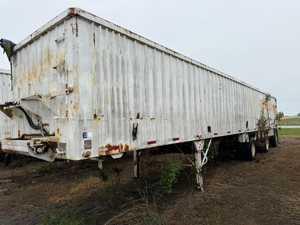 Used Star Trailers 3 Axle LIve Bottom Trailers, Package Price